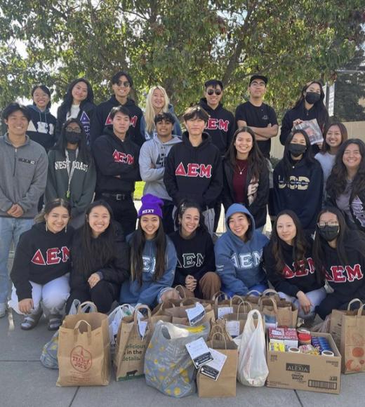 Students from Delta Epsilon Mu